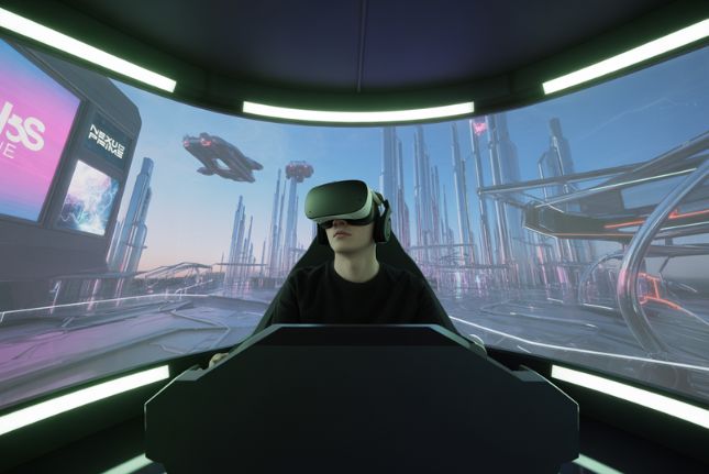 Online Gaming Market Outlook: Growth, Drivers, and Challenges